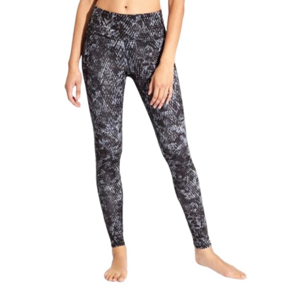 ATHLETA High-Rise Chaturanga Black Cobra Leggings Size XS